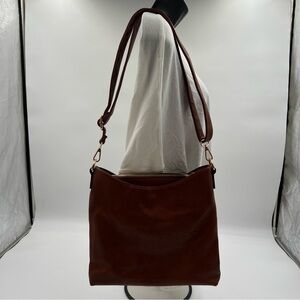 Jen&Co Emma Vegan brown boho crossbody or shoulder bag. 12X11X1.5.